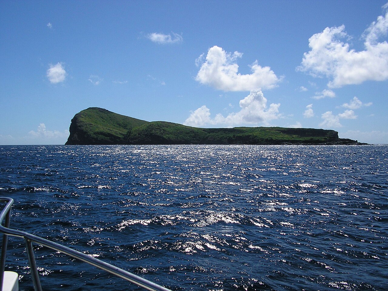Northern islands crossing