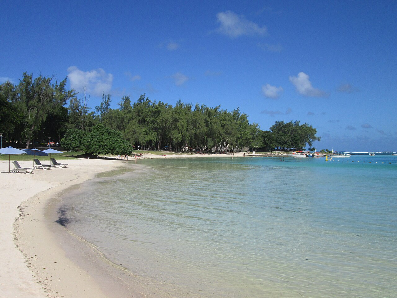 South-East Sailing Pirogue & Island Lunch